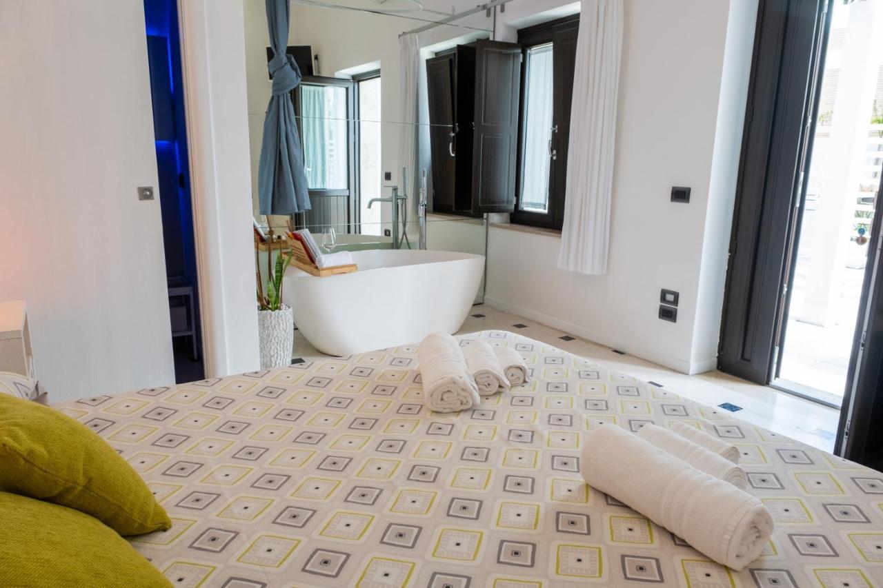 La Bella Trani - Suites And B&B Екстер'єр фото