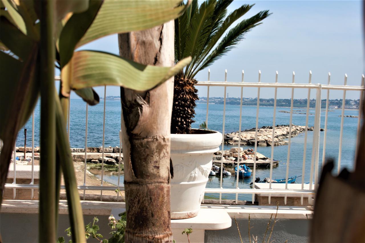 La Bella Trani - Suites And B&B Екстер'єр фото