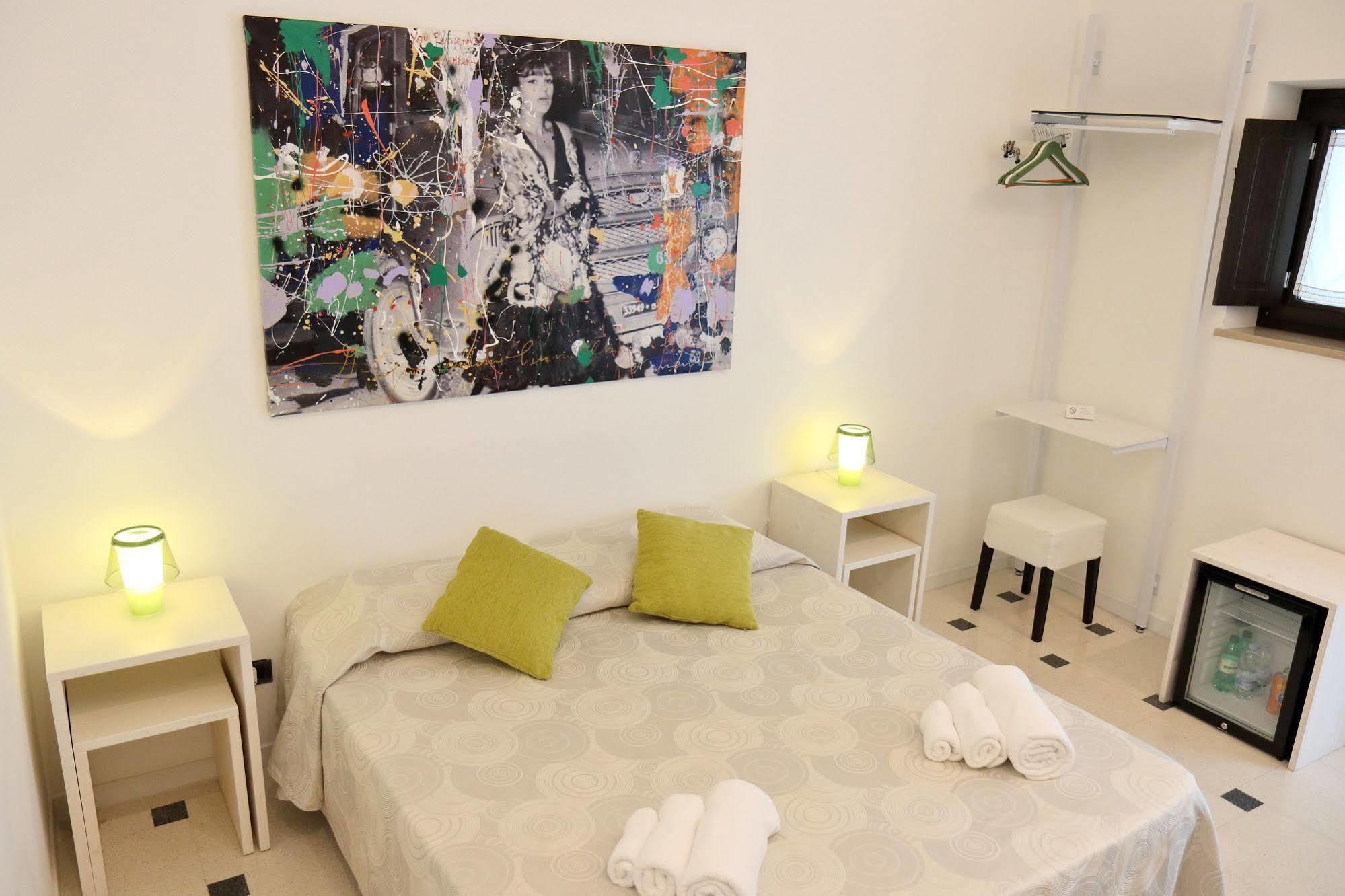 La Bella Trani - Suites And B&B Екстер'єр фото