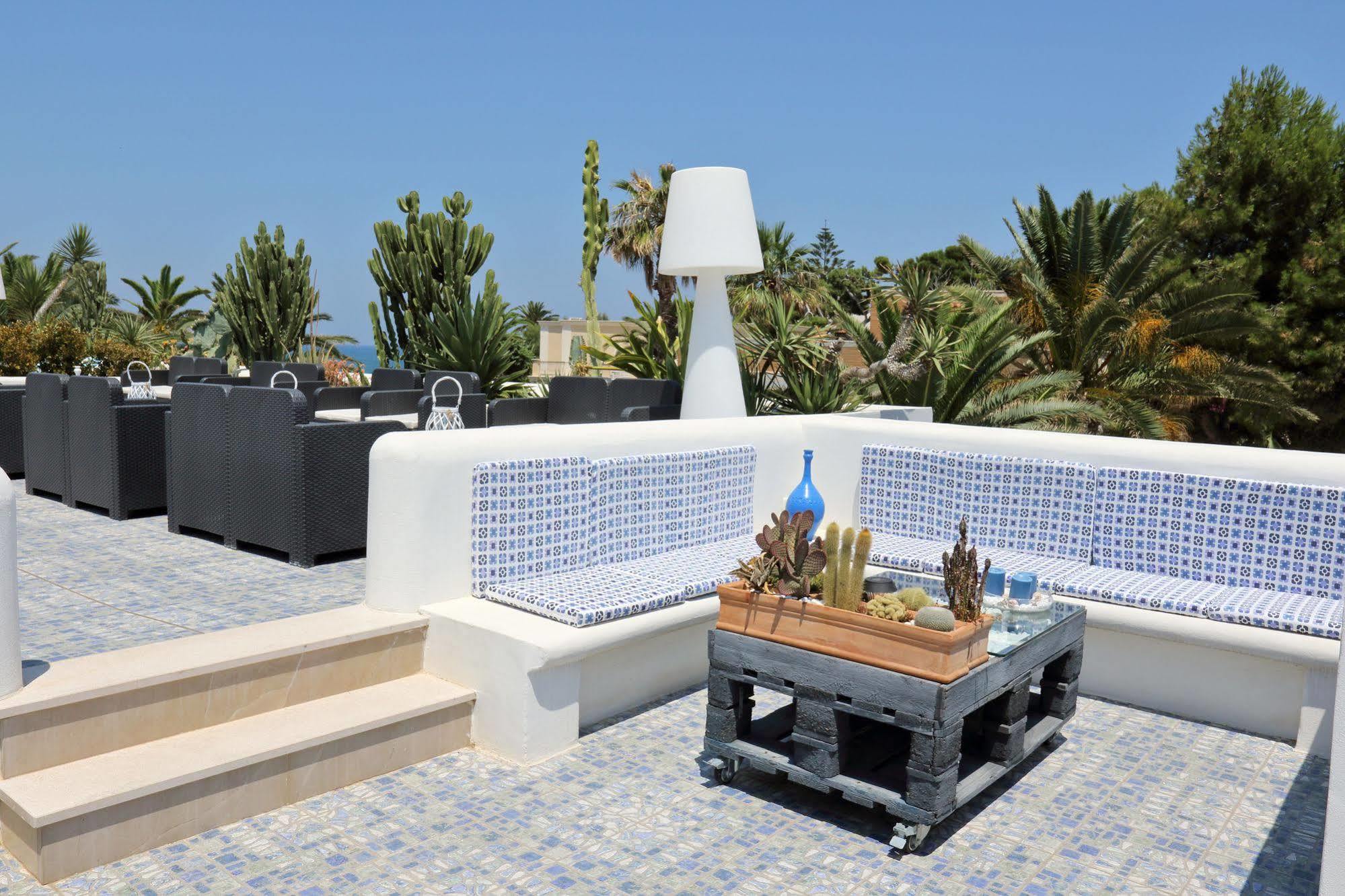 La Bella Trani - Suites And B&B Екстер'єр фото