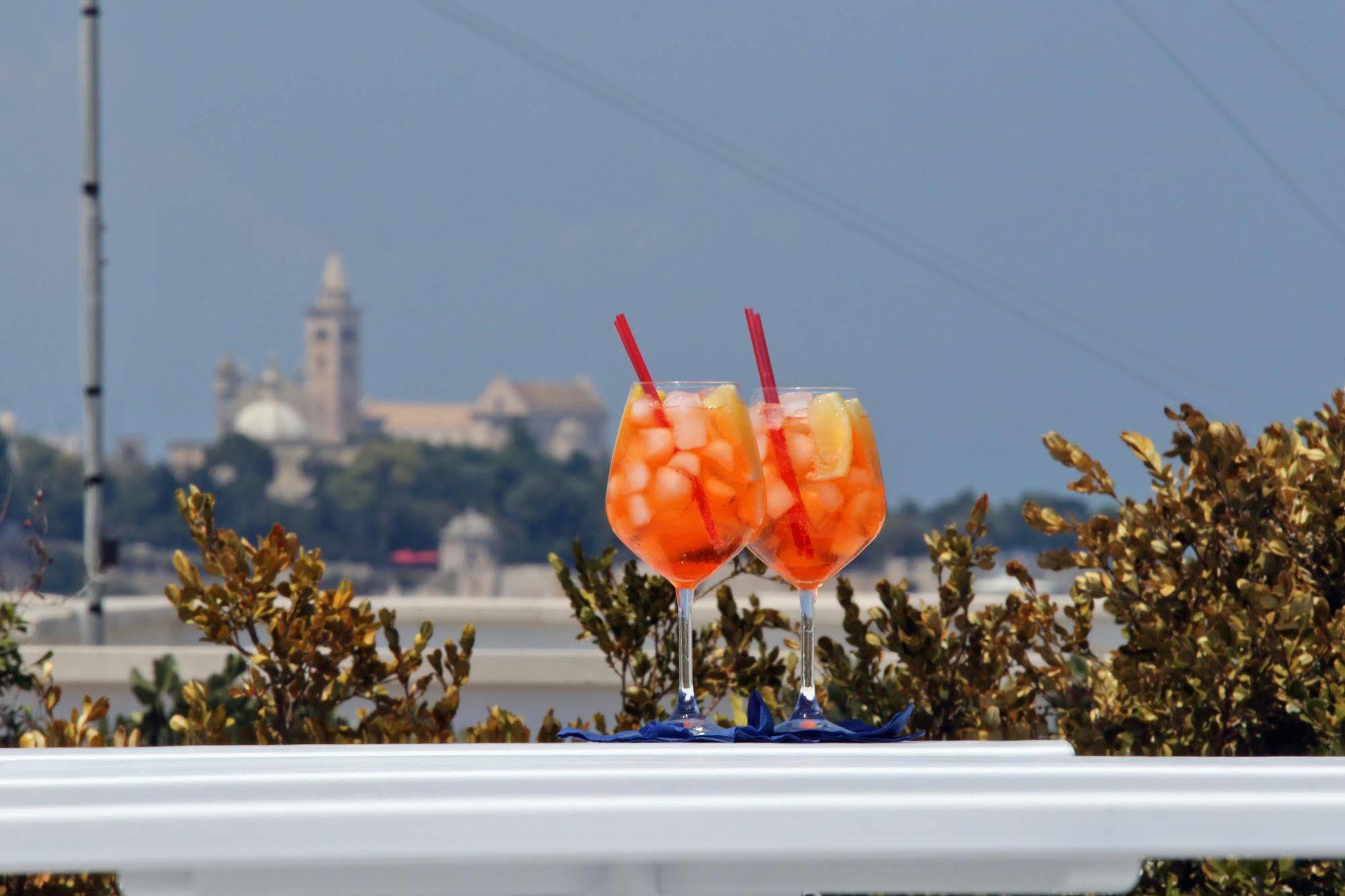 La Bella Trani - Suites And B&B Екстер'єр фото